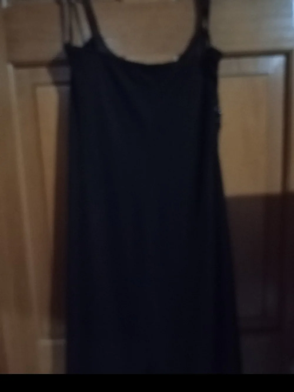Taboo chic black